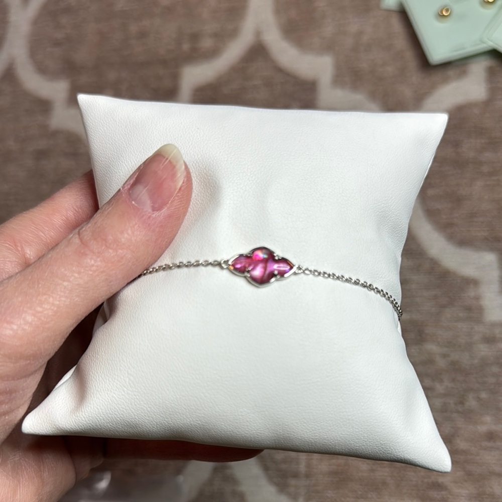 NWT Kendra Scott framed Abbie Bracelet - Picture 5 of 6